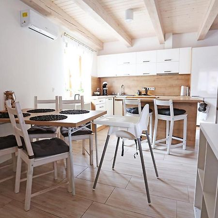 Husovka No135 Villa Libice nad Cidlinou Exteriör bild
